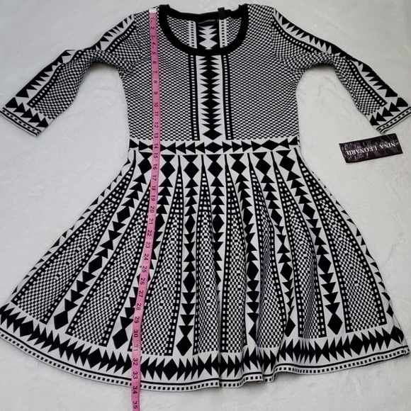 Nina Leonard Geometric Fit and Flare Dress - Picture 6 of 10